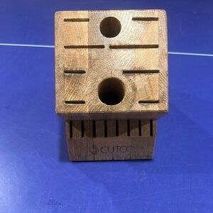 CUTCO vintage Wooden Knife Block